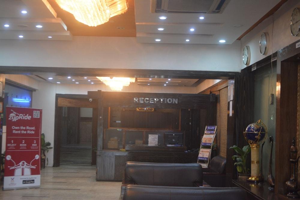 Hotel City Centaur Bangalore Esterno foto