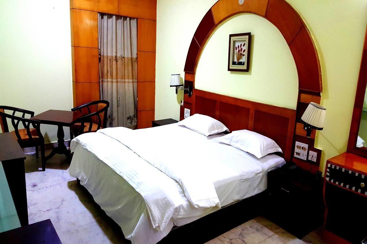 Hotel City Centaur Bangalore Esterno foto