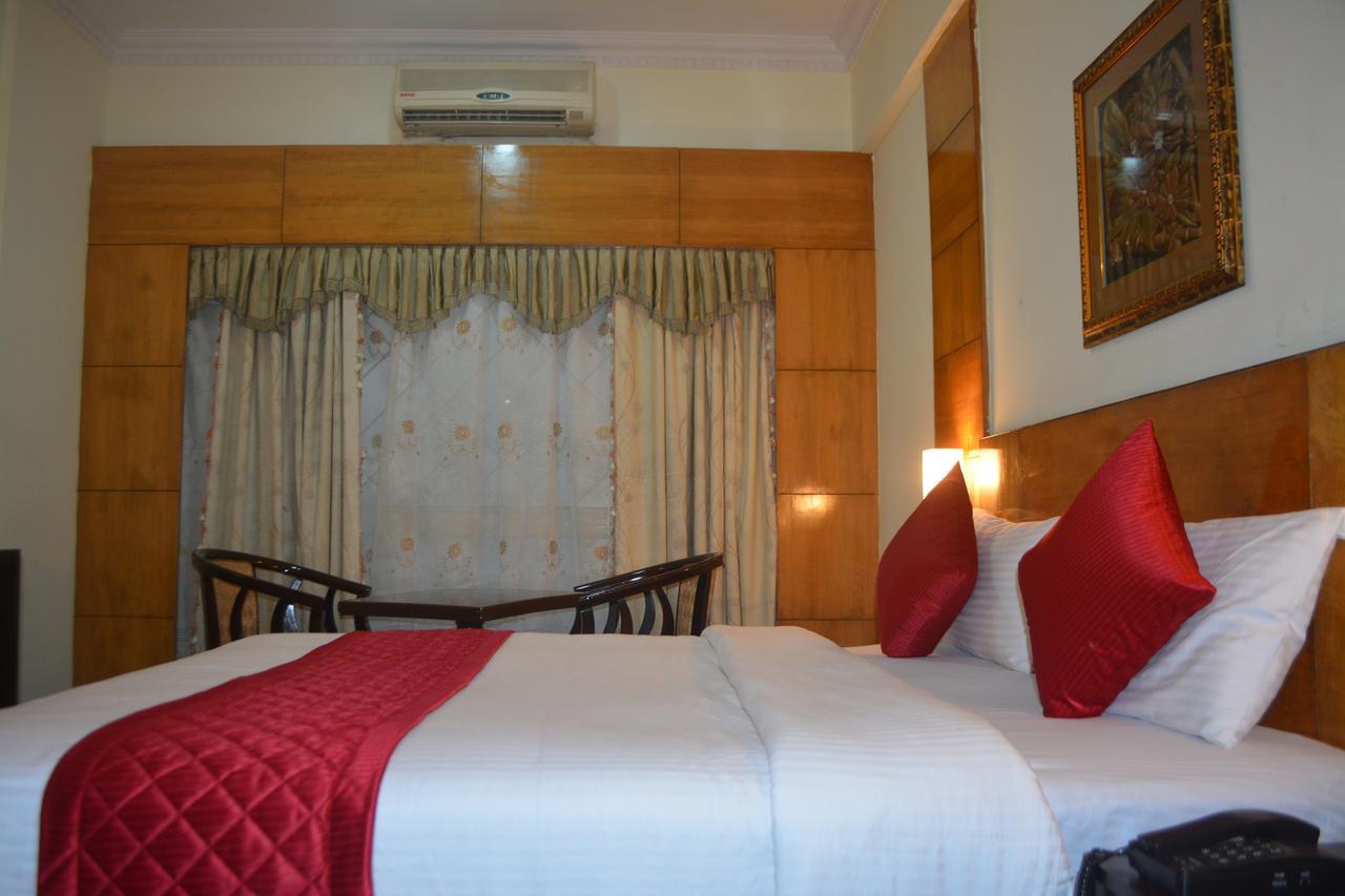 Hotel City Centaur Bangalore Esterno foto