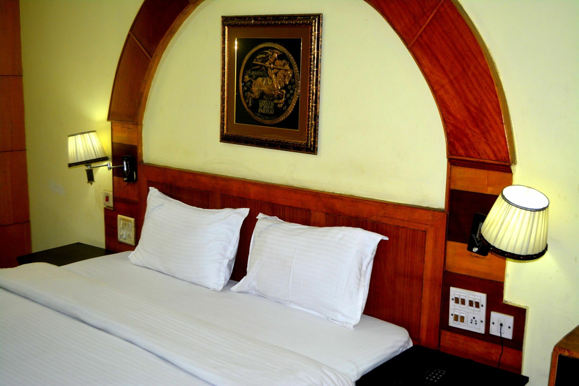 Hotel City Centaur Bangalore Esterno foto