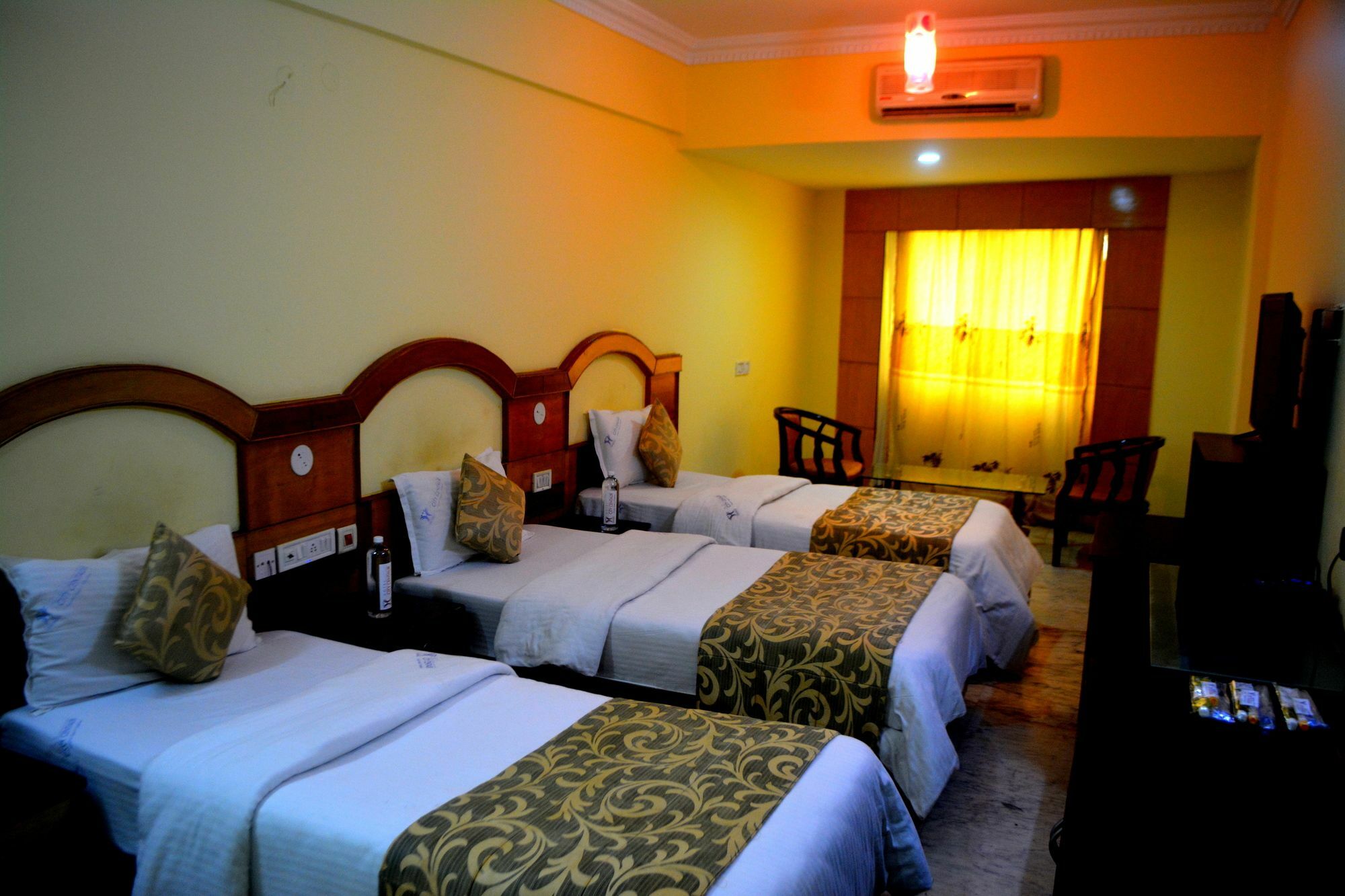 Hotel City Centaur Bangalore Esterno foto
